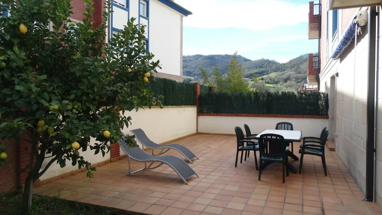 Apartamento Con Terraza Y Jardin En Бакио